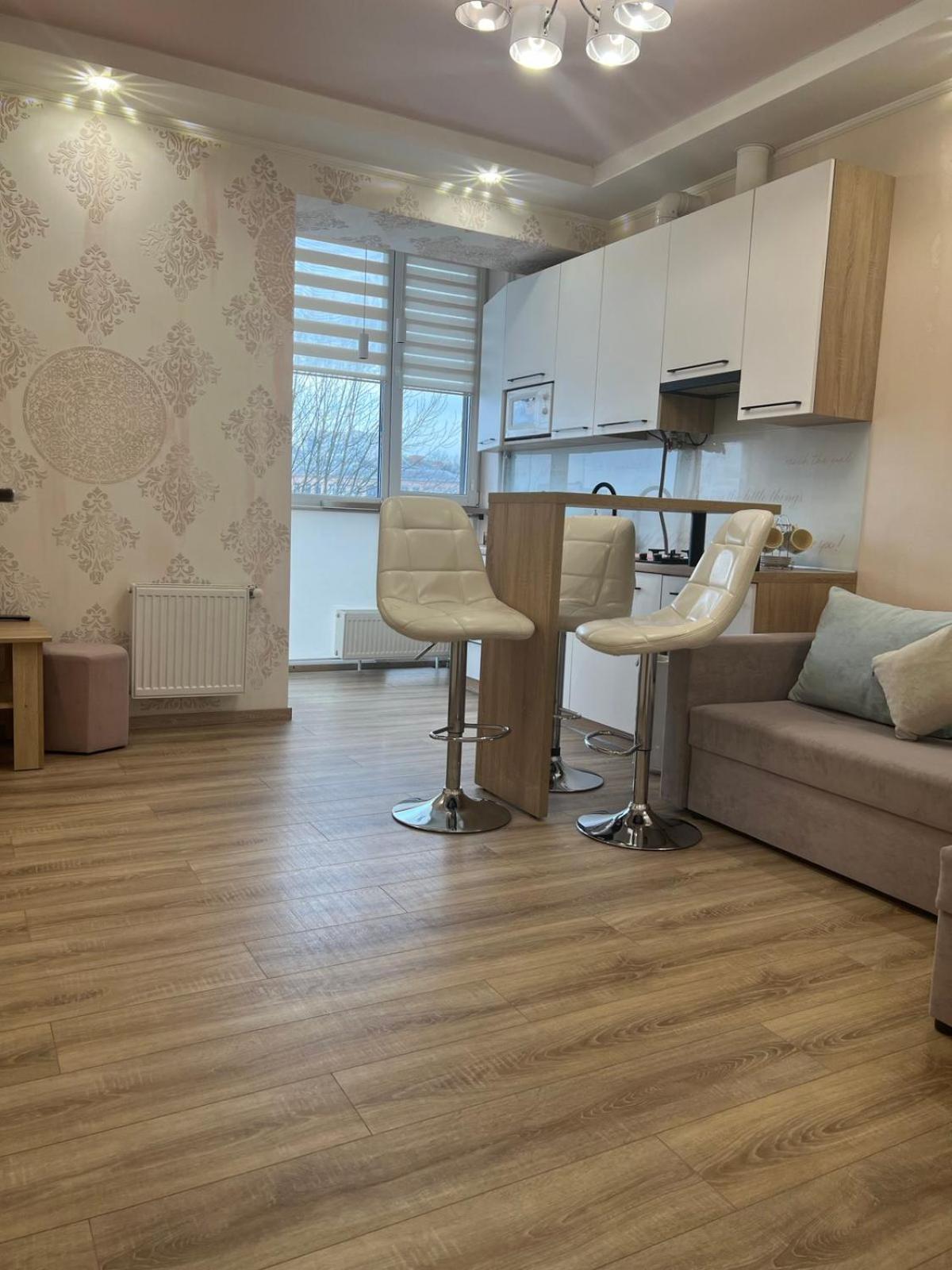 Ferienwohnung Goldenhaus Pushkina str.27 Winnyzja Exterior foto